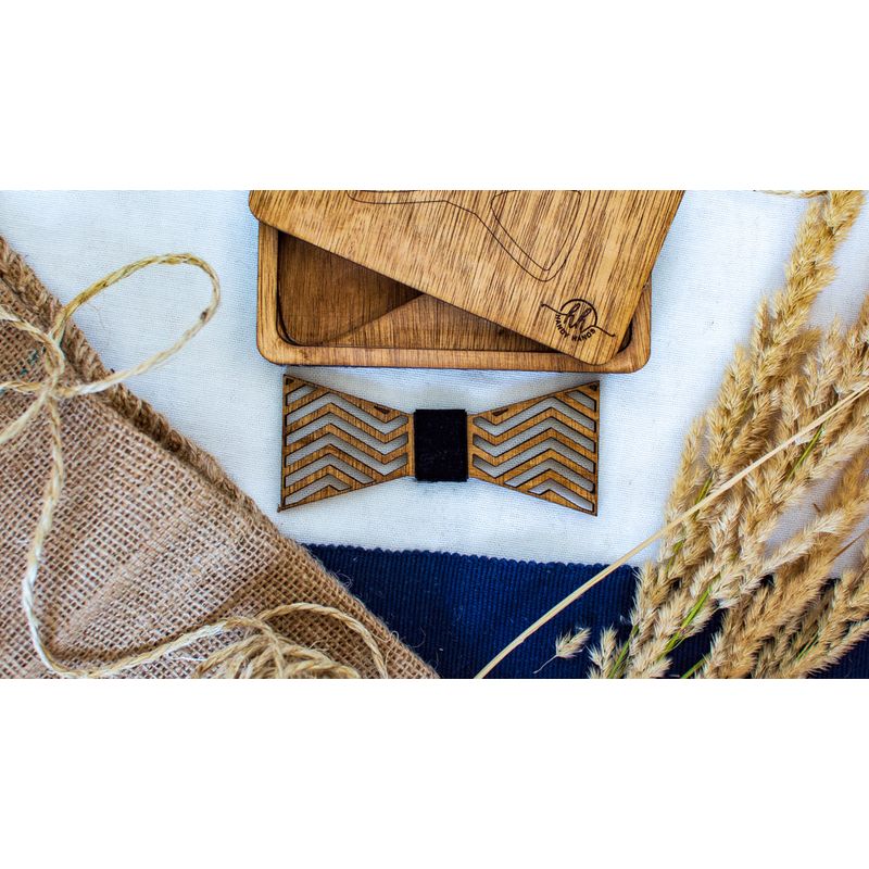 Fashion, accesorii si bijuterii - Barbati - Accesorii barbati - Cravate si papioane barbati - Papion din Lemn HH283, Handmade, in Cutie Premium Personalizata - Infinity.ro