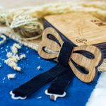Fashion, accesorii si bijuterii - Barbati - Accesorii barbati - Cravate si papioane barbati - Papion din Lemn HH347, Handmade, in Cutie Premium Personalizata - Infinity.ro