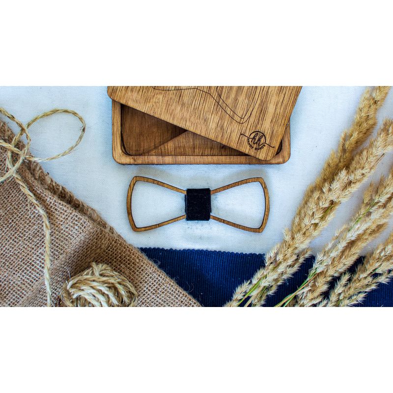 Fashion, accesorii si bijuterii - Barbati - Accesorii barbati - Cravate si papioane barbati - Papion din Lemn HH300, Handmade, in Cutie Premium Personalizata - Infinity.ro