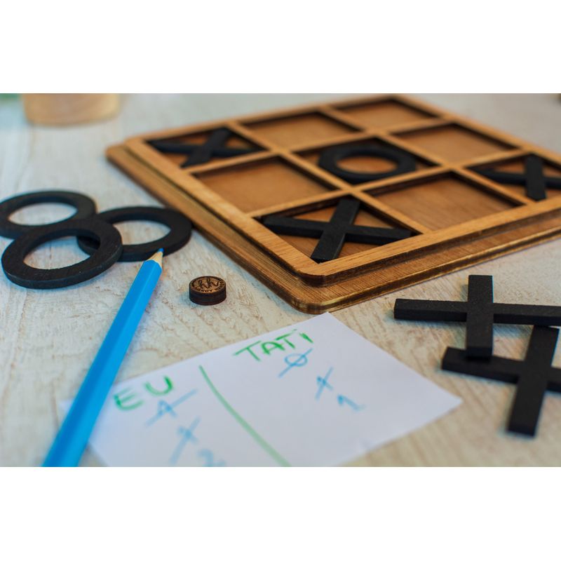 Jucarii, Copii si Bebe - Jucarii si jocuri - Jucarii & jocuri educative - Jocuri si jucarii educative - Joc Personalizabil, HandyHands, educativ Montessori X si O din lemn - 13 L x 13 H (cm) - Infinity.ro