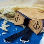 Fashion, accesorii si bijuterii - Barbati - Accesorii barbati - Cravate si papioane barbati - Papion din Lemn HH366, Handmade, in Cutie Premium Personalizata - Infinity.ro