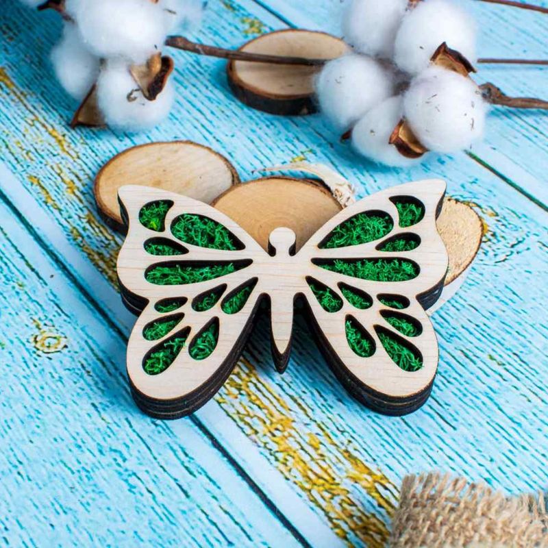 Casa si Gradina - Decoratiuni - Decoratiuni perete - Decor Fluture HH1530 din lemn Personalizat cu Licheni - 12X9 cm - Infinity.ro