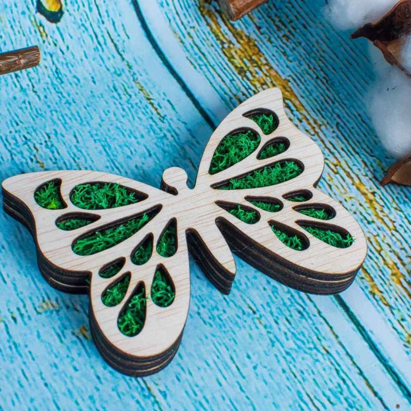 Casa si Gradina - Decoratiuni - Decoratiuni perete - Decor Fluture HH1530 din lemn Personalizat cu Licheni - 12X9 cm - Infinity.ro