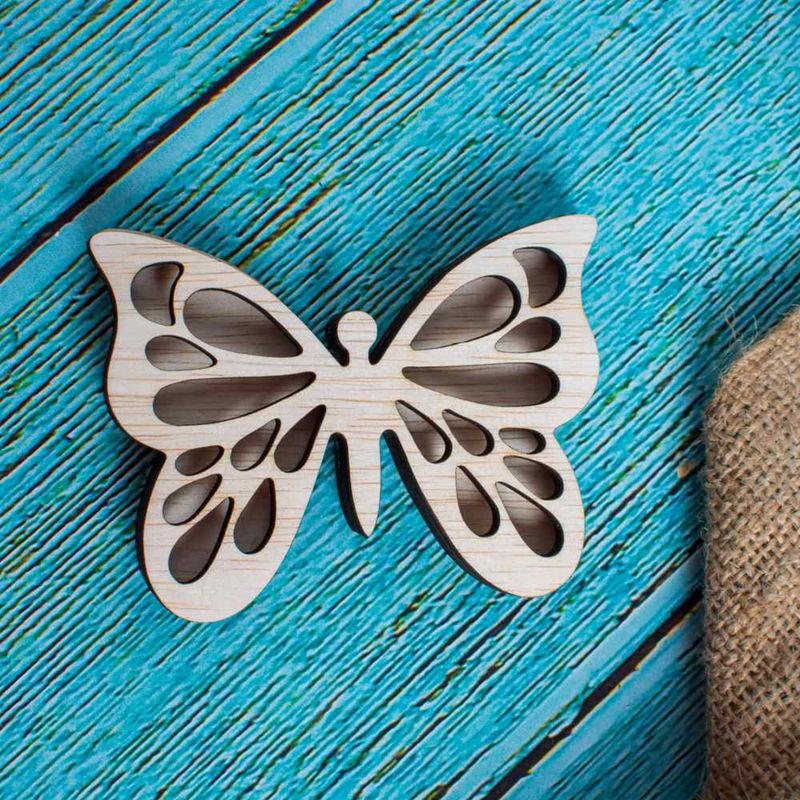 Casa si Gradina - Decoratiuni - Decoratiuni perete - Decor Fluture cu Capac Blank HH1514 din lemn pentru Licheni - 12X9 cm - Infinity.ro