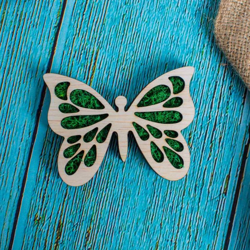 Casa si Gradina - Decoratiuni - Decoratiuni perete - Decor Fluture HH1530 din lemn Personalizat cu Licheni - 12X9 cm - Infinity.ro