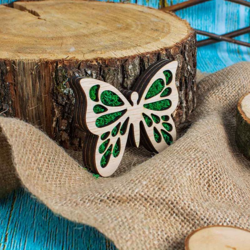 Casa si Gradina - Decoratiuni - Decoratiuni perete - Decor Fluture HH1530 din lemn Personalizat cu Licheni - 20x15 cm - Infinity.ro