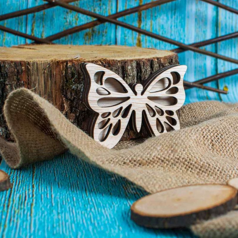 Casa si Gradina - Decoratiuni - Decoratiuni perete - Decor Fluture cu Capac Blank HH1514 din lemn pentru Licheni - 12X9 cm - Infinity.ro