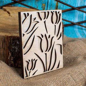 Decor Lalele Blank HH1513 din lemn pentru Licheni - 30x38 cm