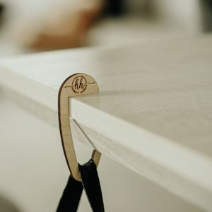 Set 10 bucati Agatatoare Suport Geanta din lemn HH9566 Personalizat 4.5x10 cm