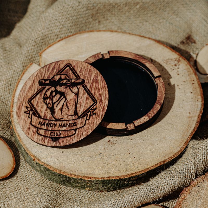 Casa si Gradina - Decoratiuni - Decoratiuni petrecere - Accesorii pentru petrecere - Scrumiera din lemn HH978 Personalizata 10 cm - Infinity.ro