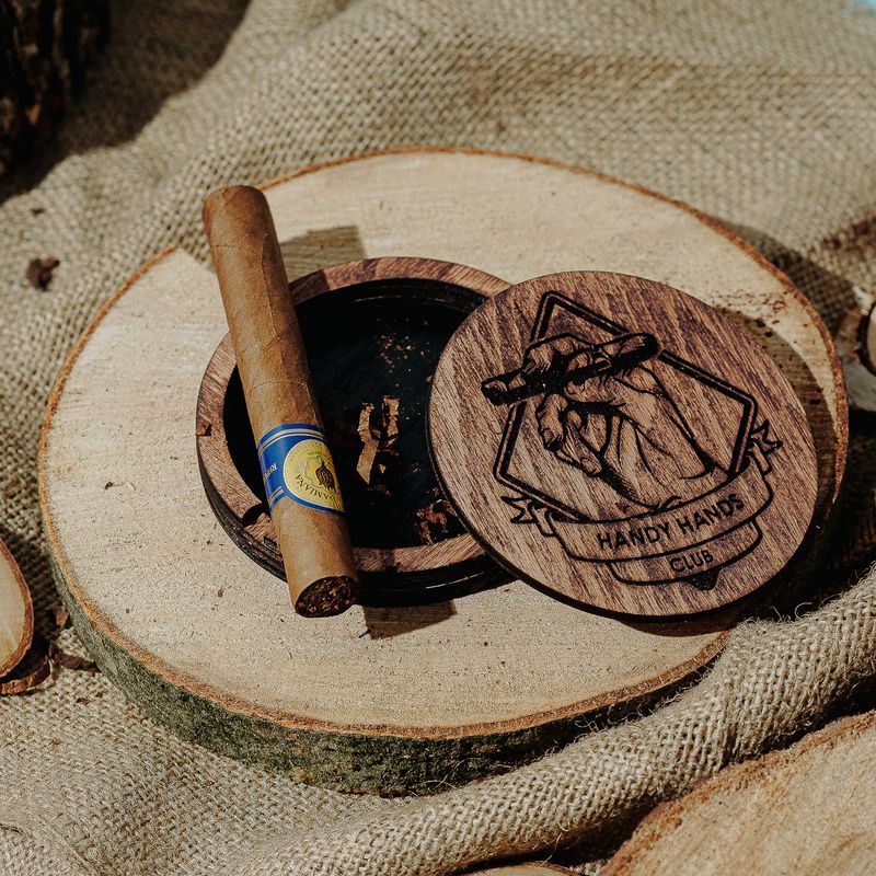 Casa si Gradina - Decoratiuni - Decoratiuni petrecere - Accesorii pentru petrecere - Scrumiera din lemn HH978 Personalizata 10 cm - Infinity.ro