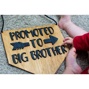 Card Personalizabil, HandyHands, promovat catre Frate Mai Mare din lemn - 40 L x 38 H (cm)