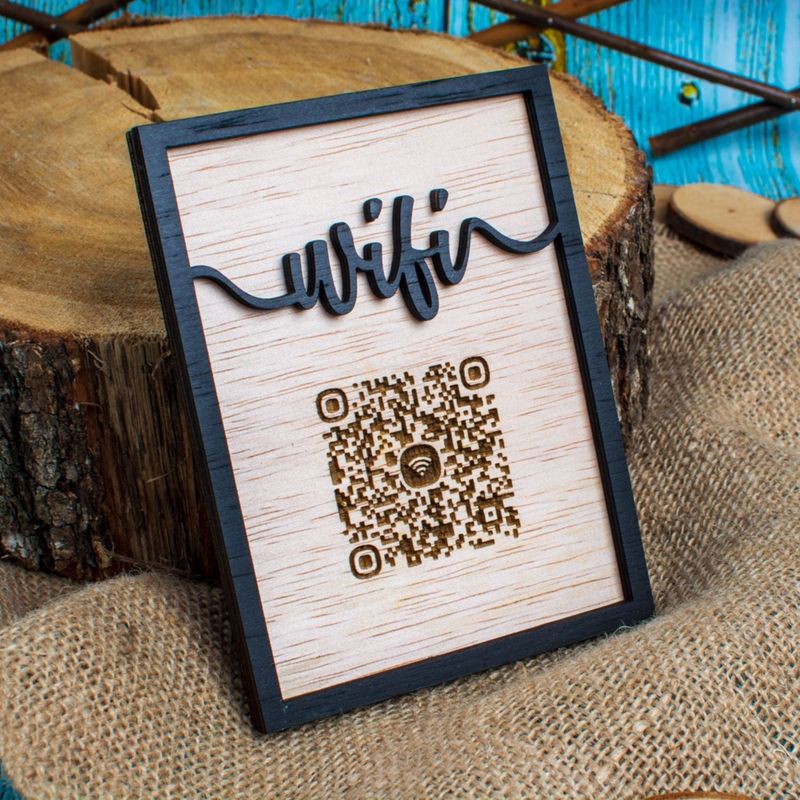 Casa si Gradina - Decoratiuni - Decoratiuni perete - Semn de Conexiune Wifi din lemn HH1561 Personalizat 10x13 cm - Infinity.ro