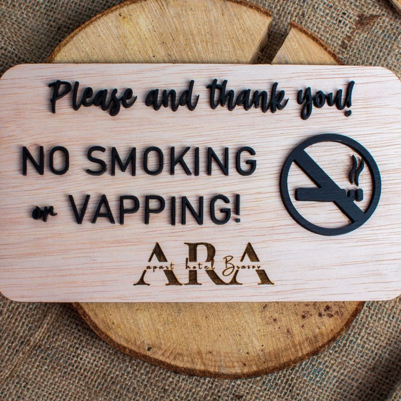 Casa si Gradina - Decoratiuni - Decoratiuni perete - Indicator din lemn HH1562 No Smoking No Vaping Personalizat 20x12 cm - Infinity.ro