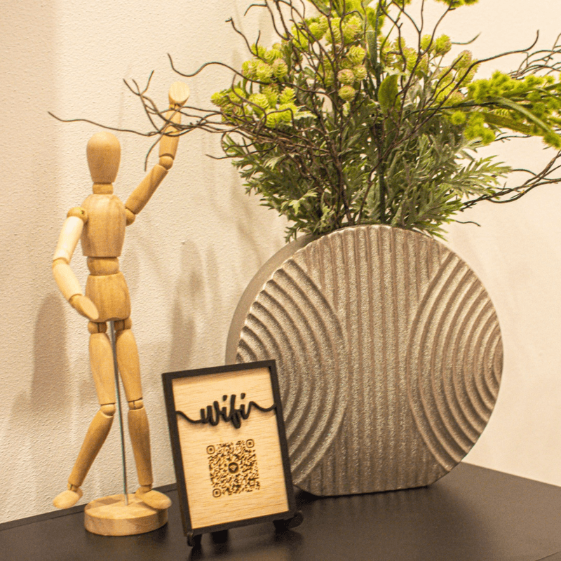 Casa si Gradina - Decoratiuni - Decoratiuni perete - Semn de Conexiune Wifi din lemn HH1561 Personalizat 10x13 cm - Infinity.ro