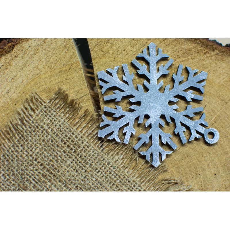 Casa si Gradina - Decoratiuni - Decoratiuni de sezon - Set 4 globuri de Craciun HH859 din Lemn Model Fulg de nea - Infinity.ro