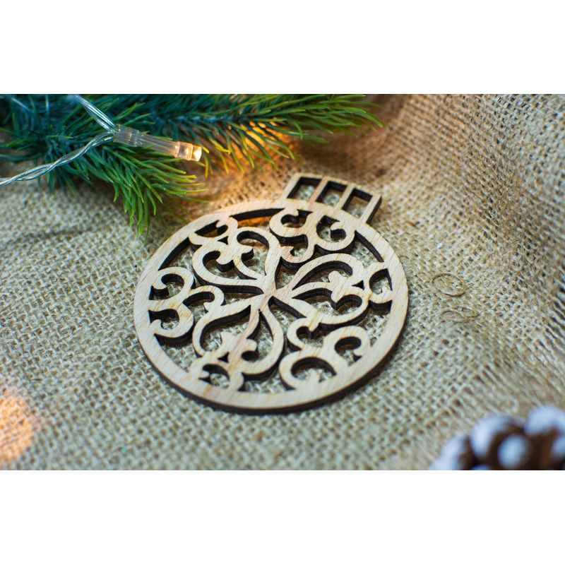 Casa si Gradina - Decoratiuni - Decoratiuni de sezon - Set 3 globuri de Craciun HH883 din Lemn Model Traditional de Craciun - Infinity.ro