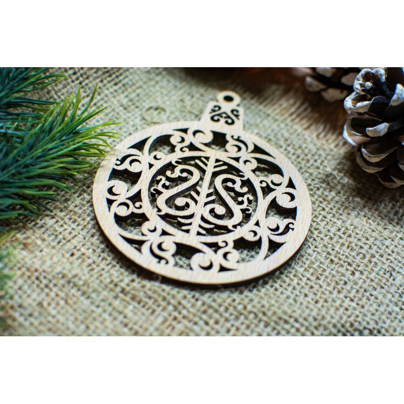 Casa si Gradina - Decoratiuni - Decoratiuni de sezon - Set 5 globuri de Craciun HH879 din Lemn Model Traditional de Craciun - Infinity.ro