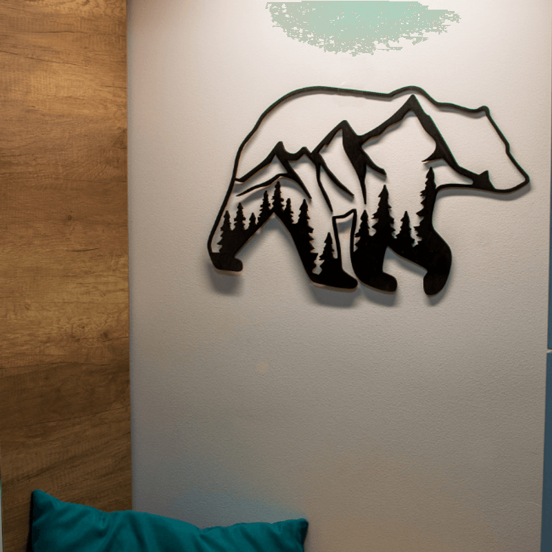Casa si Gradina - Decoratiuni - Decoratiuni perete - Decor Personalizabil HandyHands Geometric urs din lemn - 56 L x 31 H (cm) - Infinity.ro