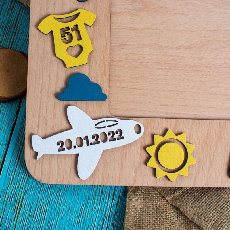 Market - Cadouri - Rame si albume foto - Rama Foto Personalizata HH1569 cu Detaliile Nasterii din lemn Balon cu Aer Cald 33x25 cm - Infinity.ro