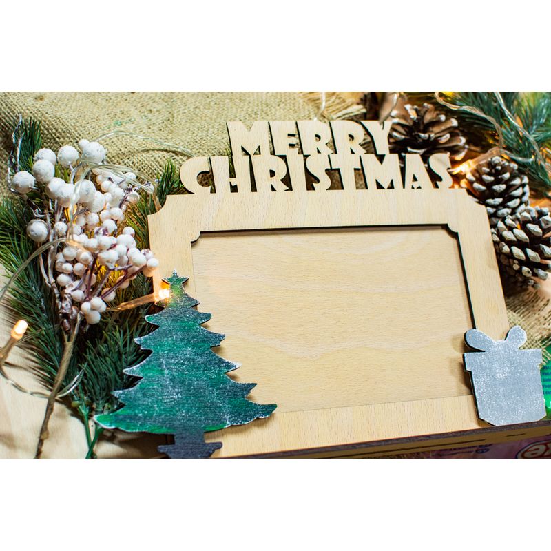 Casa si Gradina - Decoratiuni - Obiecte decorative - Decoratiuni camera copilului - Rama foto de Craciun HH876 Personalizata din lemn Merry Christmas - Infinity.ro