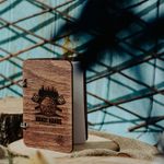 Carti si Birotica - Papetarie - Agende si calendare - Agende si carnete - Agenda din lemn HH929 Personalizata de Tip Carte - 12x16 cm - Infinity.ro