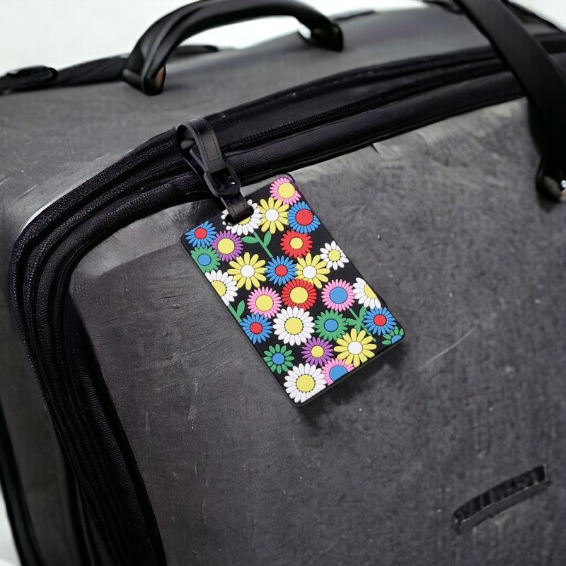 Sport si Outdoor - Articole de voiaj - Accesorii articole de voiaj - Eticheta pentru identificare bagaje Crisalida, 6,5 x 10 cm, Flori multicolor - Infinity.ro