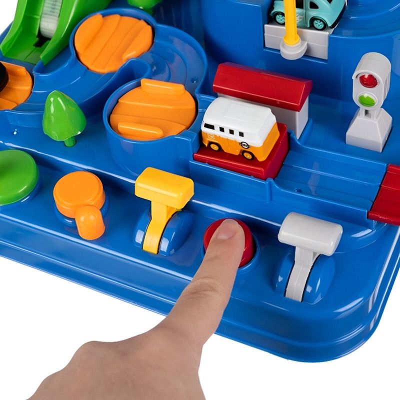 Jucarii, Copii si Bebe - Jucarii si jocuri - Vehicule si jucarii cu telecomanda - Masinute - Pista de Masini, Traseu cu Obstacole, Elemente Mobile, Butoane Control, 4 Masinute, de Politie, Pompieri, Curse - Infinity.ro