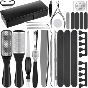 Set de 31 Piese Manichiura Pedichiura, cu Pila Calcaie, Pila Unghii, Unghiera, Cleste Cuticule si Alte Accesorii