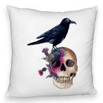 Casa si Gradina - Textile si covoare - Perne si pilote - Perne decorative - Perna Decorativa Fluffy cu motiv Craniu si Cioara de Halloween, 40x40 cm, Alb, Husa Detasabila, Burduf - Infinity.ro