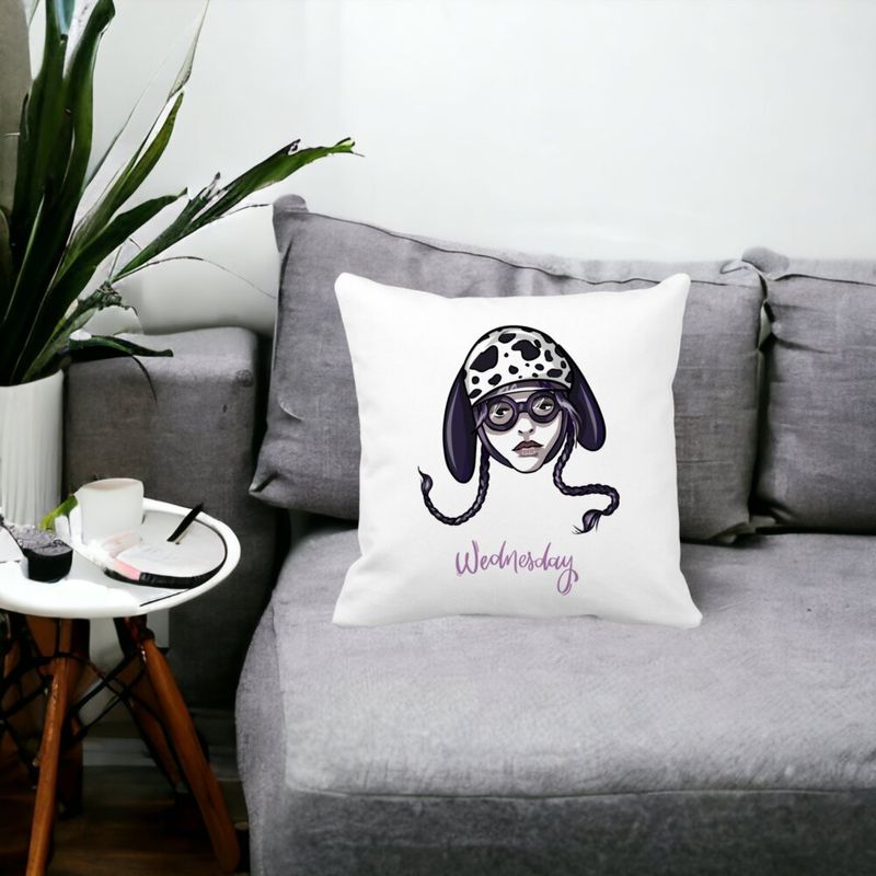 Casa si Gradina - Textile si covoare - Perne si pilote - Perne decorative - Perna Decorativa Wednesday Addams 1,40x40 cm, Alb mat, Husa Detasabila, Burduf - Infinity.ro