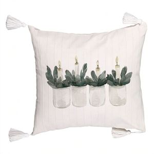 Perna Decorativa cu Franjuri cu tematica de Craciun, Lumanari 2, 45x45 cm, Ecru, Cu fermoar