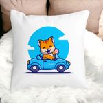 Casa si Gradina - Textile si covoare - Perne si pilote - Perne decorative - Perna Decorativa Patrata Pisica cu Masina, 40x40 cm, Alb mat, Husa Detasabila, Burduf - Infinity.ro