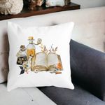 Casa si Gradina - Textile si covoare - Perne si pilote - Perne decorative - Perna Decorativa cu motiv de Halloween 11, 40x40 cm, Alb mat, Husa Detasabila, Burduf - Infinity.ro