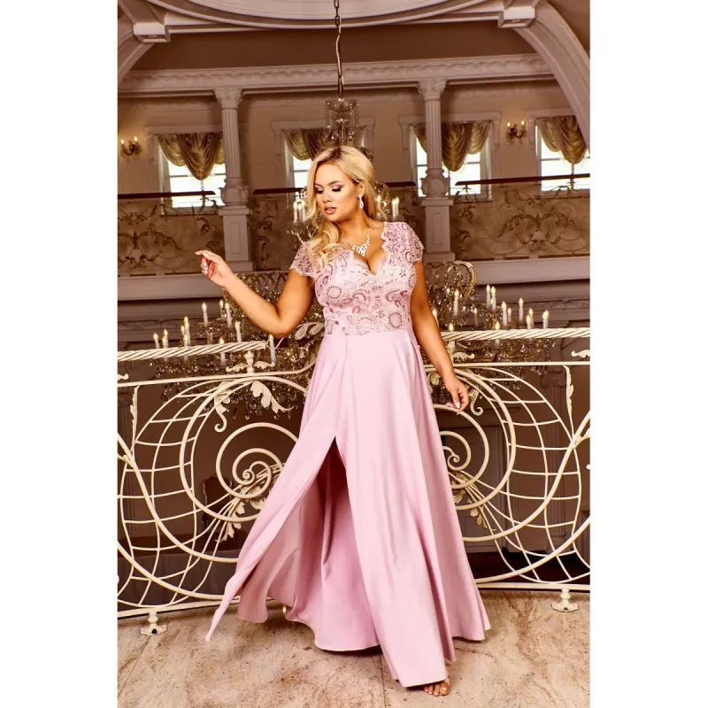 Fashion, accesorii si bijuterii - Femei - Imbracaminte femei - Rochii femei - Rochie CRYSTAL lunga eleganta, broderie, tesatura gabardina, fanta discreta picior, marime 52, plus size, roz pastelat - Infinity.ro
