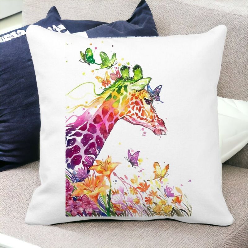 Casa si Gradina - Textile si covoare - Perne si pilote - Perne decorative - Perna Decorativa Patrata Girafa Multicolor, 40x40 cm, Alb mat, Husa Detasabila, Burduf - Infinity.ro