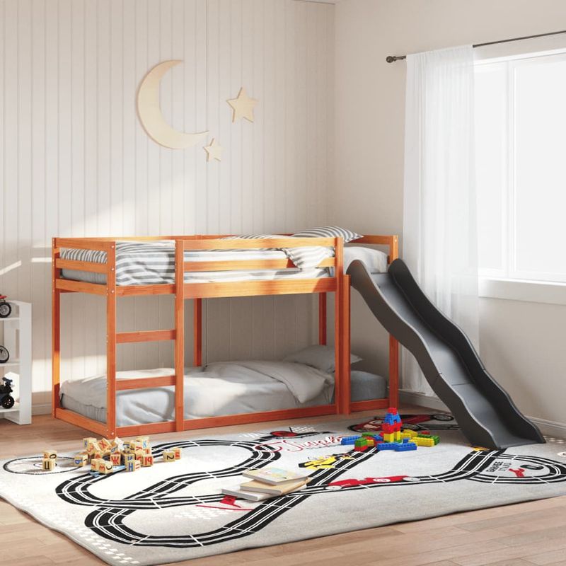 Casa si Gradina - Mobilier - Paturi si accesorii - Paturi - Pat supraetajat cu tobogan/scara maro 90x200 cm, lemn masiv pin - Infinity.ro
