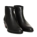 Fashion, accesorii si bijuterii - Femei - Incaltaminte femei - Botine femei - Botine de piele Guess EN0EN01132 36 EU Negru - Infinity.ro