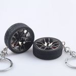 Auto si Moto - Piese auto si accesorii - Interior auto - Accesorii interior - Breloc metalic anticoroziv, model roata auto, Negru - Infinity.ro