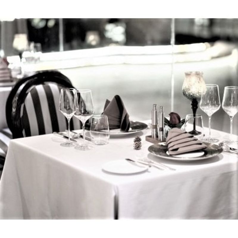 Casa si Gradina - Textile si covoare - Textile bucatarie - Fete de masa - Set 4 Fete de masa Kotonia Home, Percale, 100% Bumbac, alb, 120×120 cm - Infinity.ro