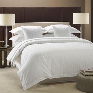 Lenjerie de pat 4 piese Kotonia Home Hotel XXL, 100% bumbac, Damasc, dungi late, Alb