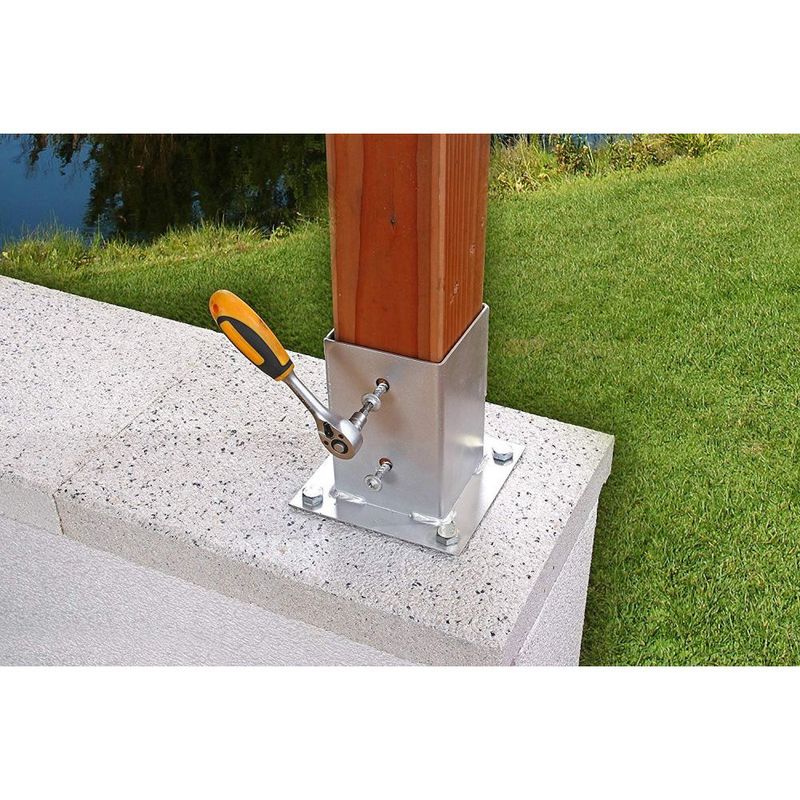 Casa si Gradina - Constructii - Materiale constructii - Elemente pentru armaturi - Baza stalp lemn 101x101x Gr. 2mm EVOTOOLS - Infinity.ro