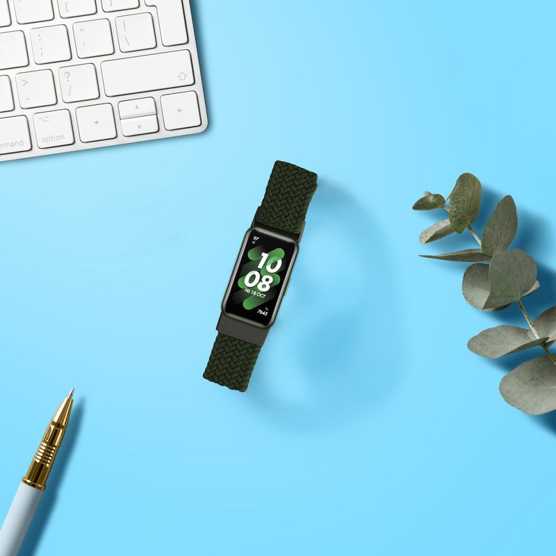 Laptop, Telefoane si Tablete - Wearables si gadgeturi - Wearables - Bratari fitness - Curea Kwmobile pentru Huawei Band 8, Verde inchis, Nylon, KWM0000206B004C - Infinity.ro