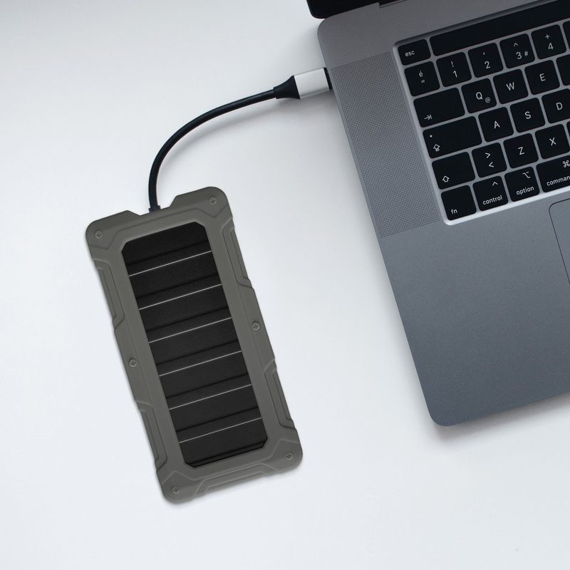 PC, gaming si accesorii - Periferice PC - Accesorii hard disk-uri externe - Husa de protectie Kwmobile pentru WD Black P40 GameDrive, Gri, Silicon, KWM000025FQ002C - Infinity.ro