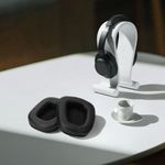 Laptop, Telefoane si Tablete - Wearables si gadgeturi - Wearables - Accesorii wearables - Set 2 Earpads kwmobile pentru Logitech G933/G633, Piele ecologica, Negru, 60362.01 - Infinity.ro