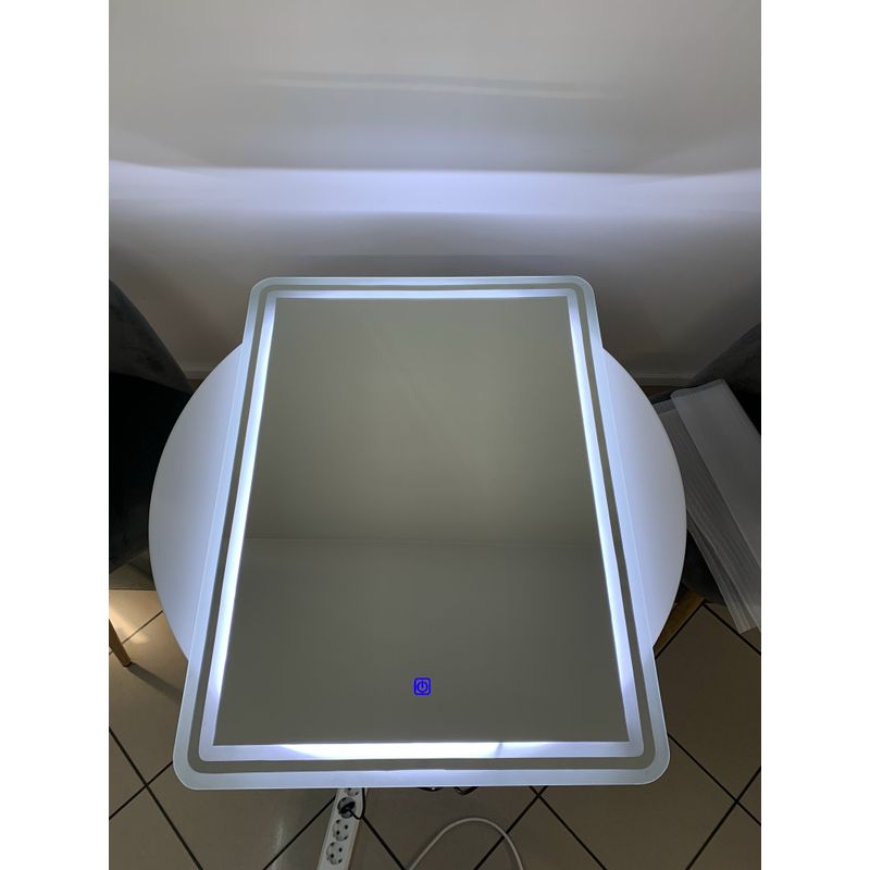 Casa si Gradina - Mobilier - Mobilier baie - Oglinzi baie - Oglinda baie cu led si buton touch, 60x80 cm - Infinity.ro