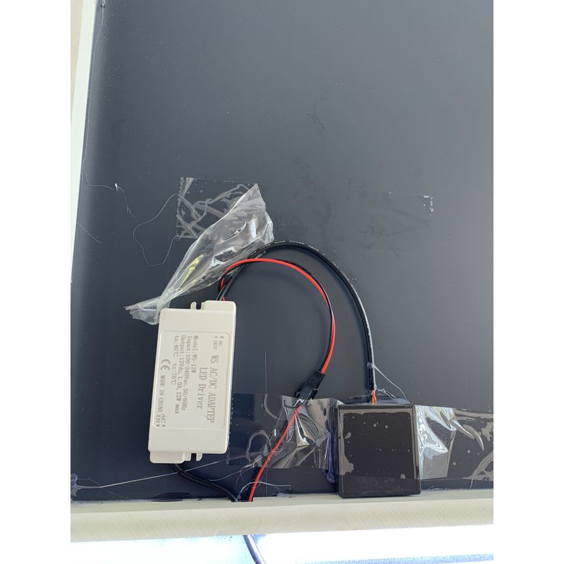 Casa si Gradina - Mobilier - Mobilier baie - Oglinzi baie - Oglinda baie cu led si buton touch, 60x80 cm - Infinity.ro