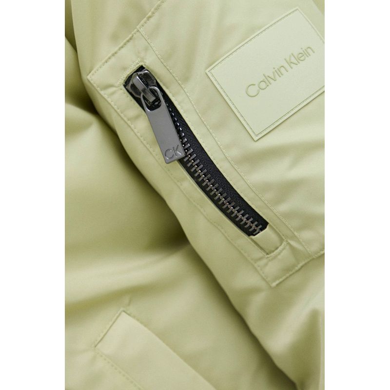Fashion, accesorii si bijuterii - Barbati - Imbracaminte - Jachete si geci barbati - Geaca bomber Calvin Klein K10K109907 Verde deschis  L INTL - Infinity.ro