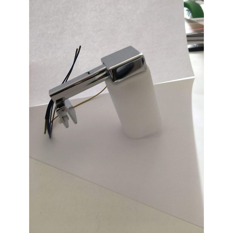 Casa si Gradina - Corpuri si surse de iluminat - Plafoniere, aplice si spoturi - Aplica LED Feridras cu brat pentru Oglinda, 4W, 4.5x10x8.3 cm - Infinity.ro