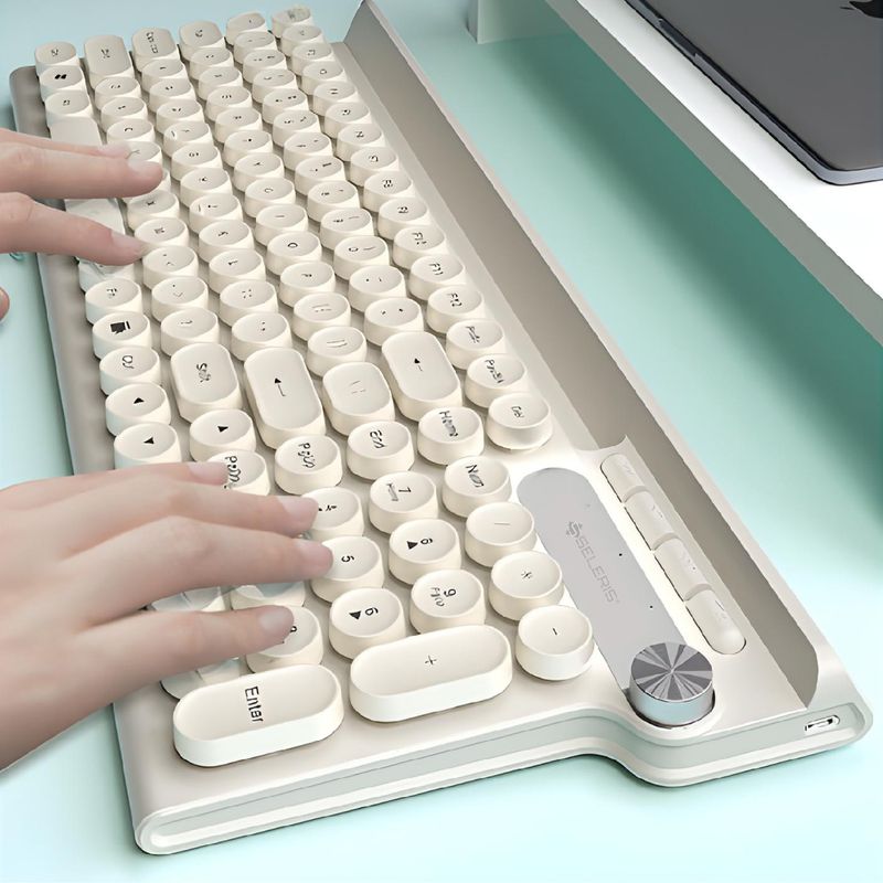 PC, gaming si accesorii - Periferice PC - Tastaturi - Set Tastatura si Mouse Wireless 2.4 GHz, Design Retro, SELERIS ®, Suport Telefon/Tableta, Wireless, 102 Taste, Crem/Gri - Infinity.ro